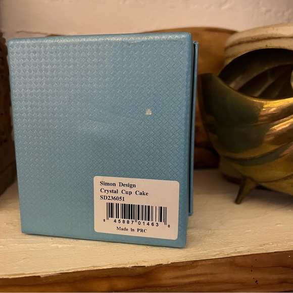 NEW Simon Design Crystal Pastel Stones Cupcake Pink Cherry Top Paperweight Decor - Picture 2 of 6